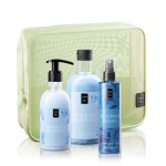 LAVISH CARE Midnight Blossom Body Care Bag Gift Set Σετ Περιποίησης Σώματος με Νεσεσέρ Αφρόλουτρο 500ml & Κρέμα Σώματος 300ml & Αρωματικό Σπρέι Σώματος 200ml