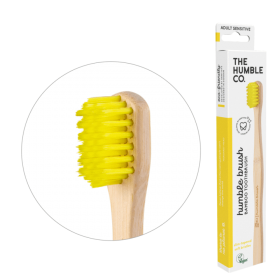 THE HUMBLE CO. Adult Sensitive Toothbrush Οδοντόβουρτσα απο Μπαμπού για Ευαίσθητα Ούλα και Δόντια Χρώμα Κίτρινο 1τμχ